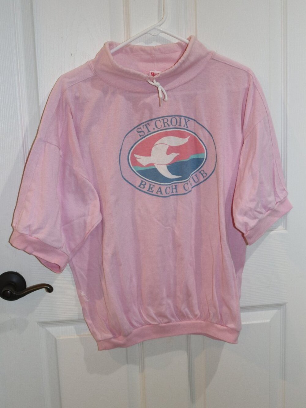 Women's Textile Prints souvenir pink St. Croix Beach Club bubble t-shirt. Large.